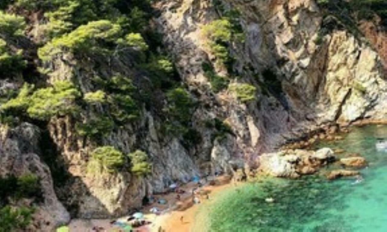 Cala Salions, Chalana I Girona Exterior foto